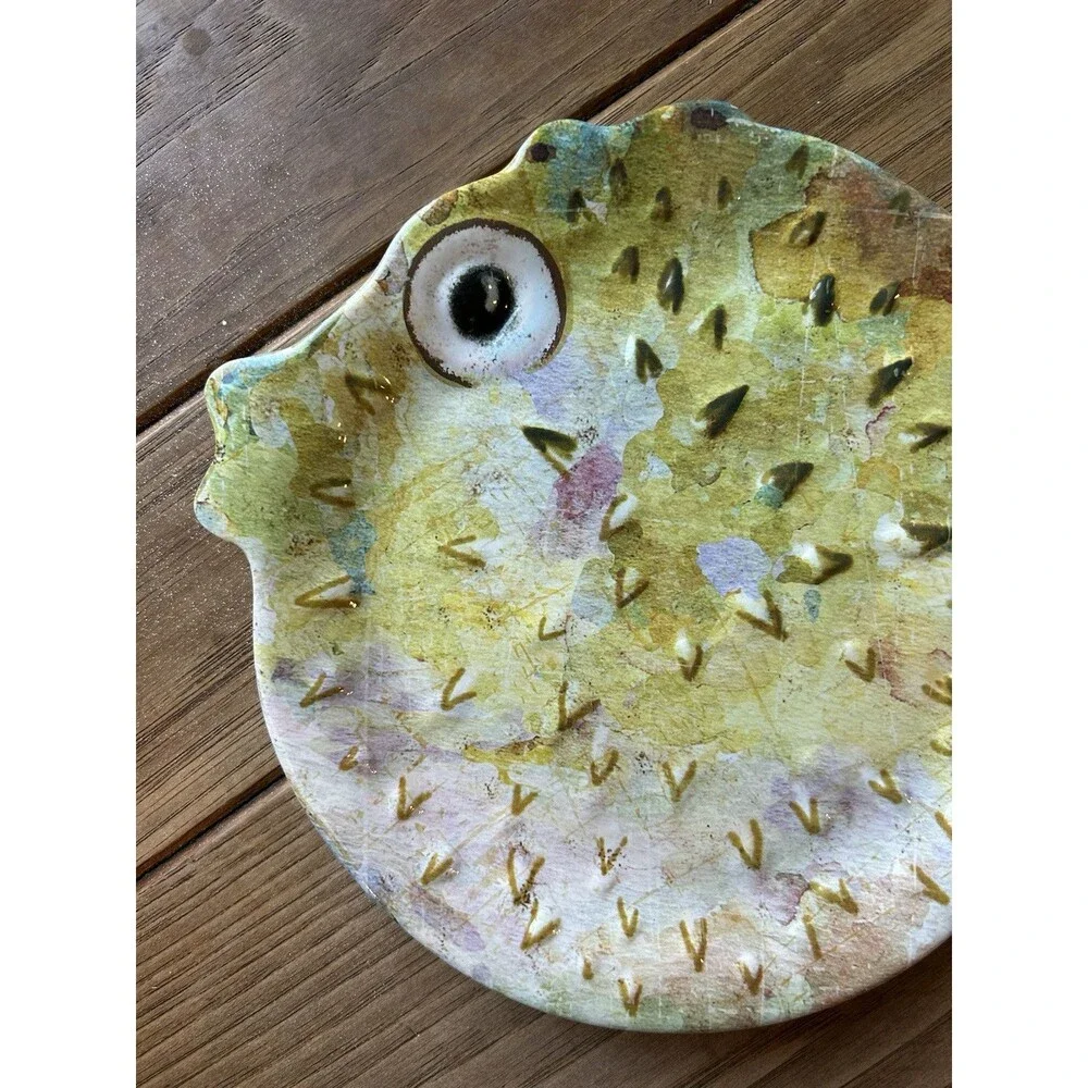 Pier 1 Fluffy the Puffer Fish Plates Melamine BPA Free 9.5